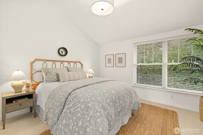 3040 Humes Place W, Seattle, WA 98119 - Photo 25