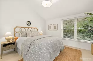 3040 Humes Pl W, Seattle, WA 98119 - Photo 25