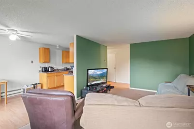 13215 35th Avenue NE, Seattle, WA 98125 - Photo 3