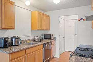 13215 35th Ave NE, Seattle, WA 98125 - Photo 5