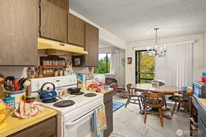 13215 35th Avenue NE, Seattle, WA 98125 - Photo 13