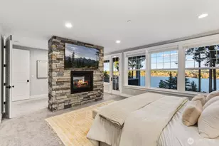 8411 NE 110th Pl, Kirkland, WA 98034 - Photo 17