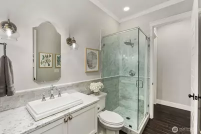 8411 NE 110th Place, Kirkland, WA 98034 - Photo 29