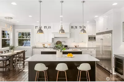 8411 NE 110th Place, Kirkland, WA 98034 - Photo 7