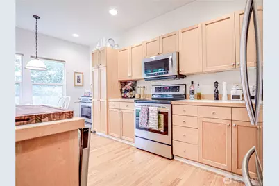 4375 249th Avenue SE, Sammamish, WA 98029 - Photo 9