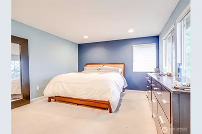 4375 249th Avenue SE, Sammamish, WA 98029 - Photo 17