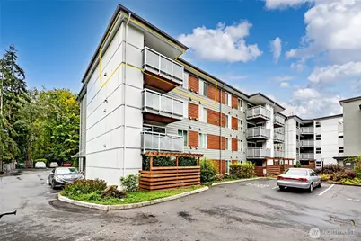 10501 8th Avenue NE #417, Seattle, WA 98125 - Photo 29