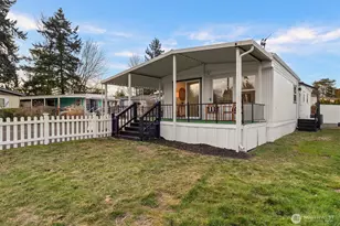 7031 NE 175th St, Kenmore, WA 98028 - Photo 35