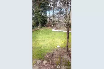 9802 S 210th Pl, Kent, WA 98031 - Photo 13