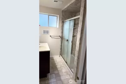 9802 S 210th Pl, Kent, WA 98031 - Photo 11