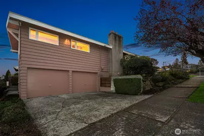 2530 26th Avenue W, Seattle, WA 98199 - Photo 37