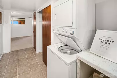 2530 26th Avenue W, Seattle, WA 98199 - Photo 25