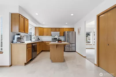 4108 NE 7th Street, Renton, WA 98059 - Photo 9