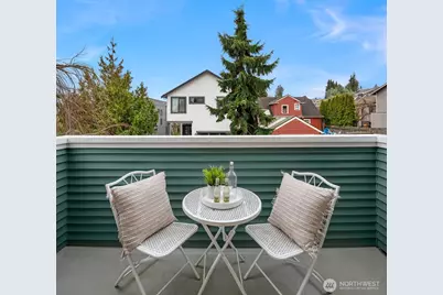 343 N 74th Street, Seattle, WA 98103 - Photo 21