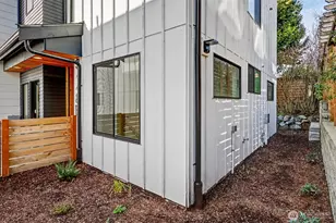 3448 B NW 65th St, Seattle, WA 98117 - Photo 33