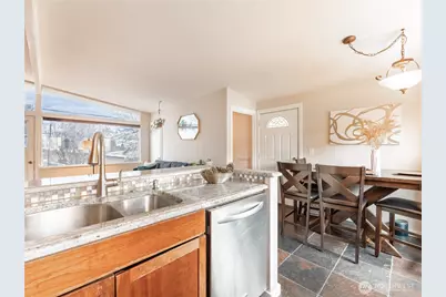 625 Lambert Street, Wenatchee, WA 98801 - Photo 9