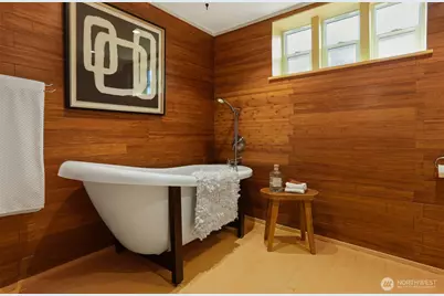 7026 5th Avenue NW, Seattle, WA 98117 - Photo 35