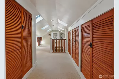 7026 5th Avenue NW, Seattle, WA 98117 - Photo 25