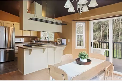 445 Mitchell Drive, Coupeville, WA 98239 - Photo 11