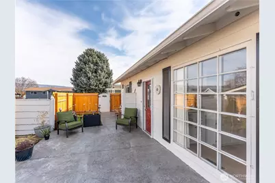 934 Stevens Street, Wenatchee, WA 98801 - Photo 33