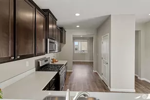 864 Sigrist Dr E, Enumclaw, WA 98022 - Photo 11