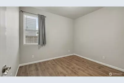 864 Sigrist Drive E, Enumclaw, WA 98022 - Photo 23