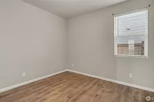 864 Sigrist Dr E, Enumclaw, WA 98022 - Photo 25