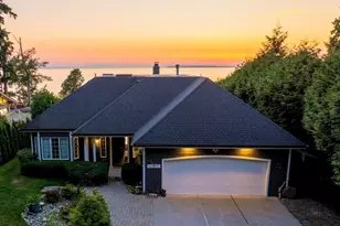 8613 Semiahmoo Dr, Blaine, WA 98230 - Photo 1