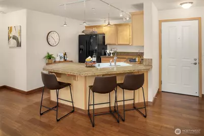 23940 NE 115th Lane #202, Redmond, WA 98053 - Photo 7