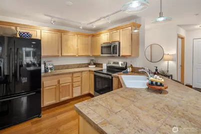 23940 NE 115th Lane #202, Redmond, WA 98053 - Photo 17