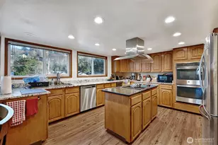 2440 Alki Ave SW, Seattle, WA 98116 - Photo 15