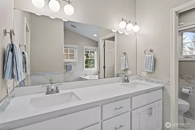 25424 NE 39th Way, Redmond, WA 98053 - Photo 25