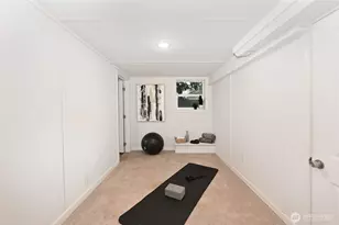 4570 36th Ave W, Seattle, WA 98199 - Photo 25