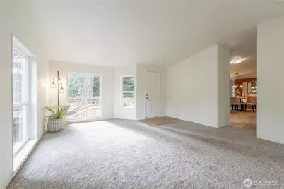 10794 Halloran Road, Bow, WA 98232 - Photo 9