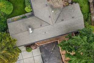 17814 NE 8th Pl, Bellevue, WA 98008 - Photo 33