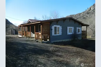 2127 Sinlahekin Road, Loomis, WA 98827 - Photo 1