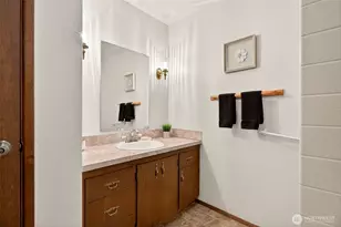 19809 Ashworth Ave N, Shoreline, WA 98133 - Photo 15