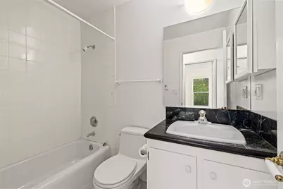 550 Elm Way #308, Edmonds, WA 98020 - Photo 15