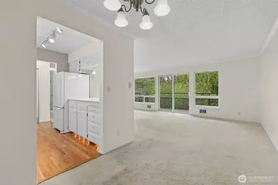 550 Elm Way #308, Edmonds, WA 98020 - Photo 13