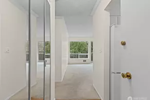 550 Elm Way, Edmonds, WA 98020 - Photo 9