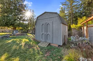 12702 214th Ave Ct E, Bonney Lake, WA 98391 - Photo 35