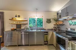 105 Jack Fir Ct E, Packwood, WA 98361 - Photo 9