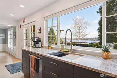 16200 38th Avenue NE, Lake Forest Park, WA 98155 - Photo 15