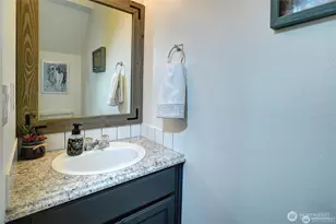 617 7th Street SE, Puyallup, WA 98372 - Photo 9