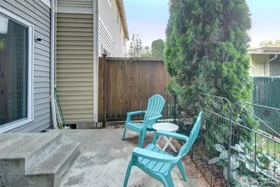 617 7th Street SE #25, Puyallup, WA 98372 - Photo 13