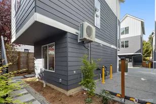 915 N 98th St, Seattle, WA 98103 - Photo 23