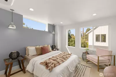 915 N 98th Street #B, Seattle, WA 98103 - Photo 13