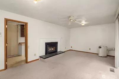 4908 NE 24th Street, Renton, WA 98059 - Photo 9