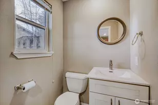 2300 9th Ave SW, Olympia, WA 98502 - Photo 17