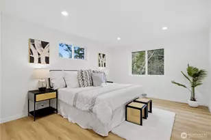 12600 SE 27th St, Bellevue, WA 98005 - Photo 17